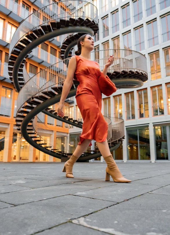 PATTERN - Fitted Dress with Back Draping VERENA - THISISKACHI